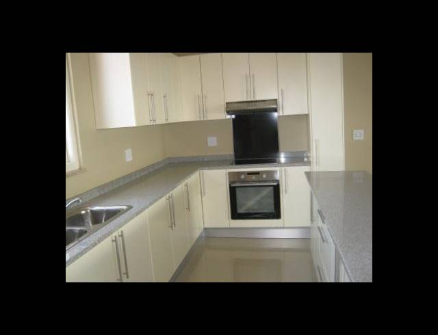 2 BEDROOM APARTMENT TO LET IN POINT WATERFRONT